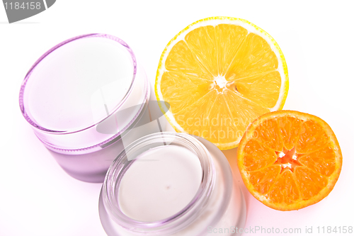 Image of revitalizing cream