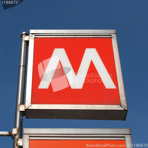 Image of Metro sign