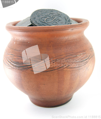 Image of Clay pot with ancient coins