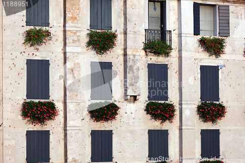 Image of Italian window pattern