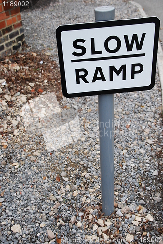 Image of Slow ramp sign