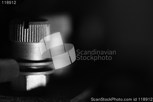 Image of BW_screw