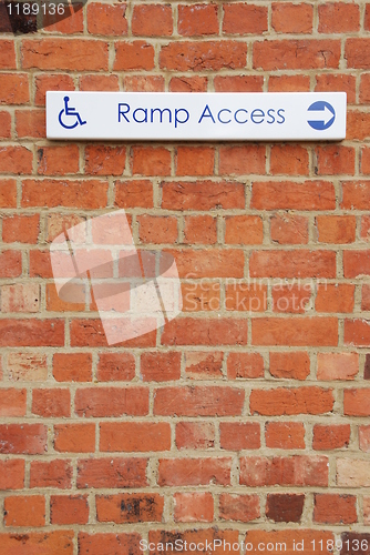 Image of Ramp access sign