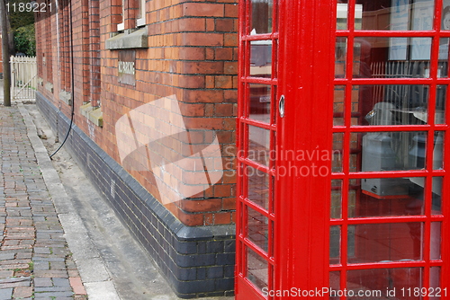 Image of British telephone booth