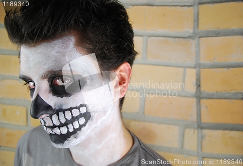 Image of Portrait of a creepy skeleton guy (Carnival face painting)