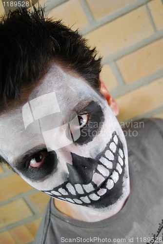 Image of Portrait of a creepy skeleton guy (Carnival face painting)