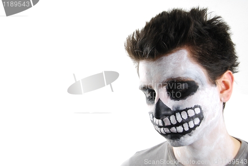 Image of Creepy skeleton guy (Carnival face painting)
