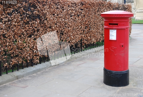 Image of British postbox