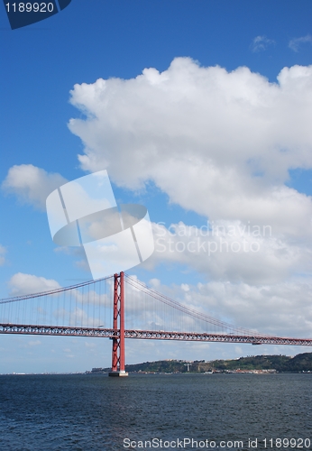 Image of 25th April bridge in Lisbon, Portugal