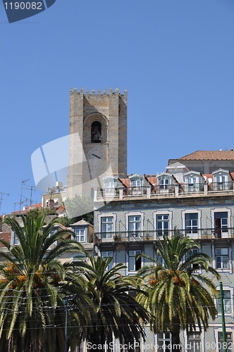 Image of Lisbon cityscape with Se Cathedral