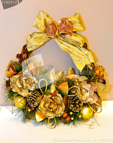 Image of Gold wreath