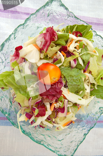 Image of mixed salad bowl