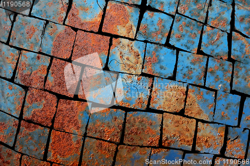 Image of shattered rusty metal texture