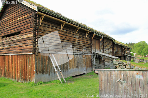 Image of Old barn