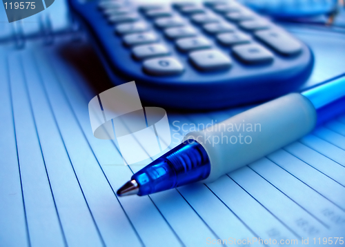 Image of calculator and pencil