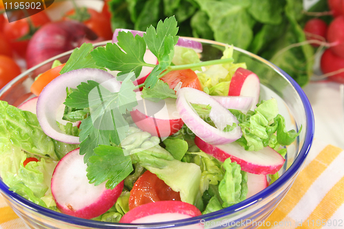 Image of mixed salad