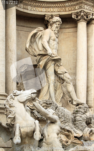 Image of Trevi fountain