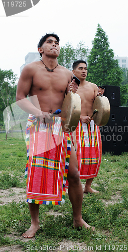 Image of Filipino performers