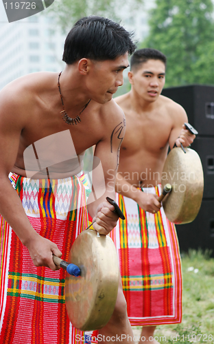 Image of Filipino performers
