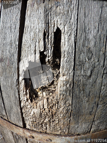 Image of Wooden Barrel Damage