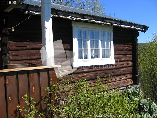 Image of Old timber cottage