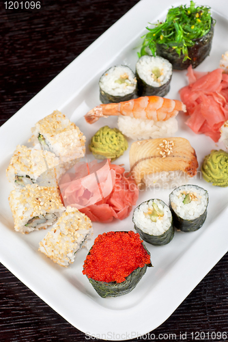 Image of sushi set