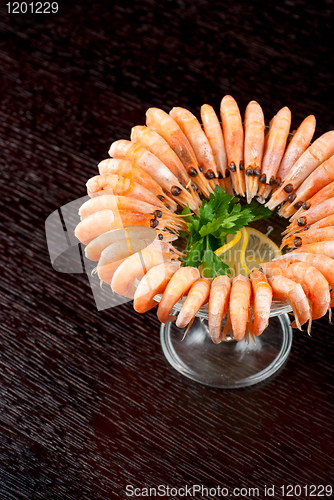 Image of shrimps with lemon