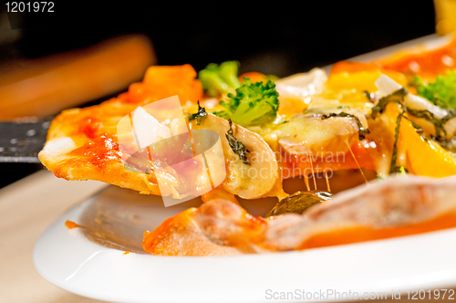 Image of vegetarian pizza
