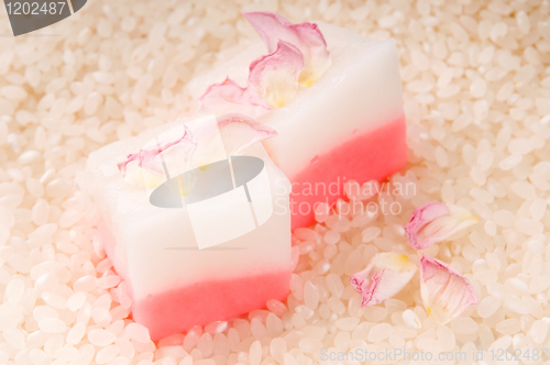 Image of Japanese dessert, Mochi with rose