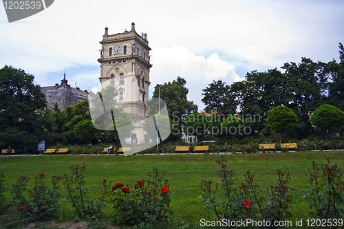 Image of water tower in a city park.