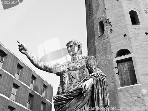 Image of Caesar Augustus statue