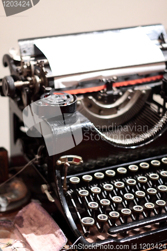 Image of Antique type writer. 