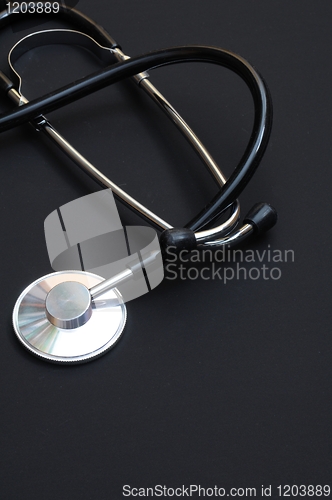 Image of stethoscope on black