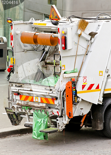 Image of Garbage truck