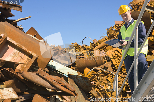 Image of Recycling expert