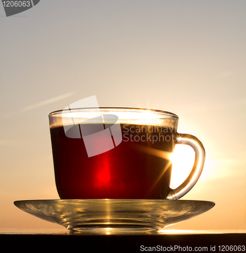 Image of Red tea shot