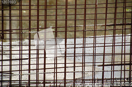 Image of rusty wire mesh