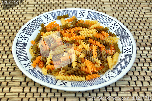 Image of raw fusilli pasta