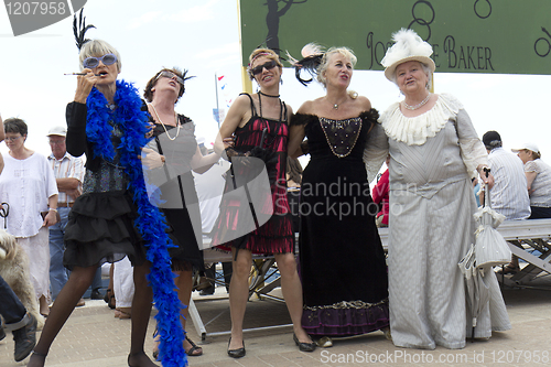 Image of Dancers années folles