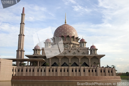 Image of Putrajaya Mosque, Kuala Lumpur, Malaysia.