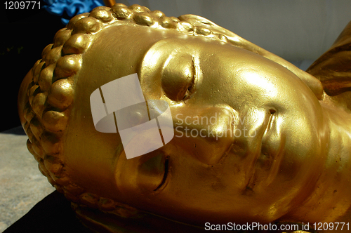 Image of Golden Buddha head