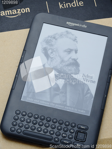 Image of Ebook reader - Amazon Kindle