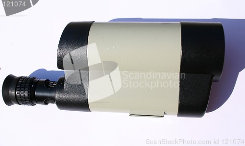 Image of binoculars