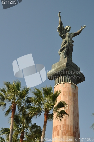 Image of Victory statue in Puerto Banus