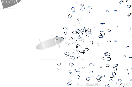 Image of air bubbles in water