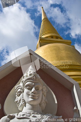 Image of Golden chedi