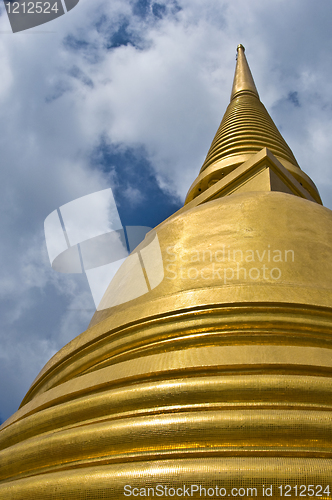 Image of Golden chedi