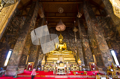 Image of Wat Suthat