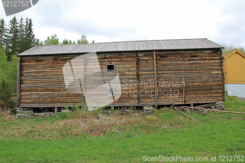 Image of Old barn