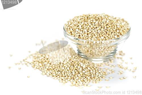 Image of Quinoa grain in bowl